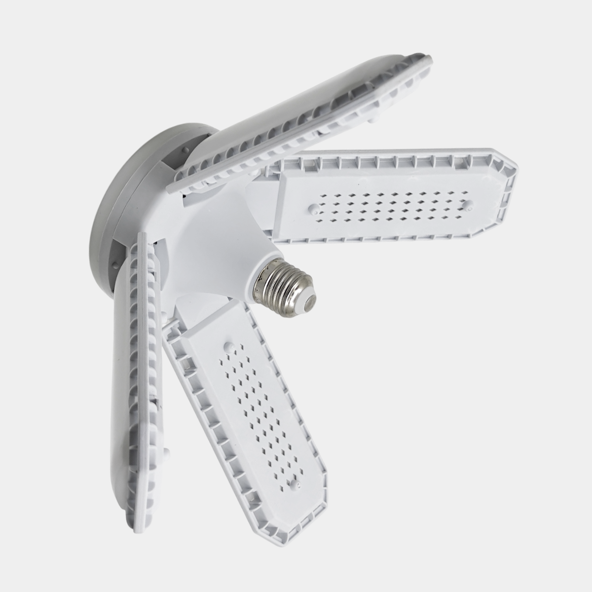 QUATTRO LED izzó három karral